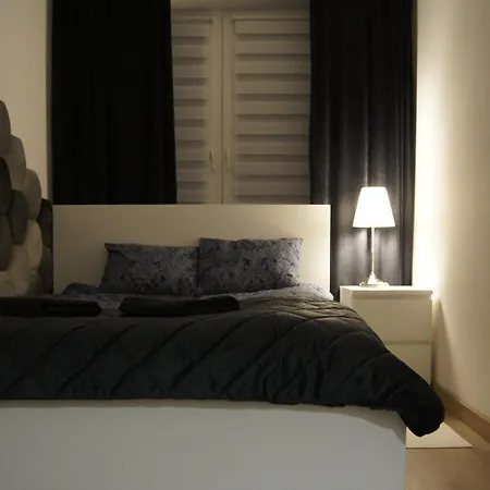 Chemikow Point By Sleepwell Apartment Nowy Dwor Mazowiecki